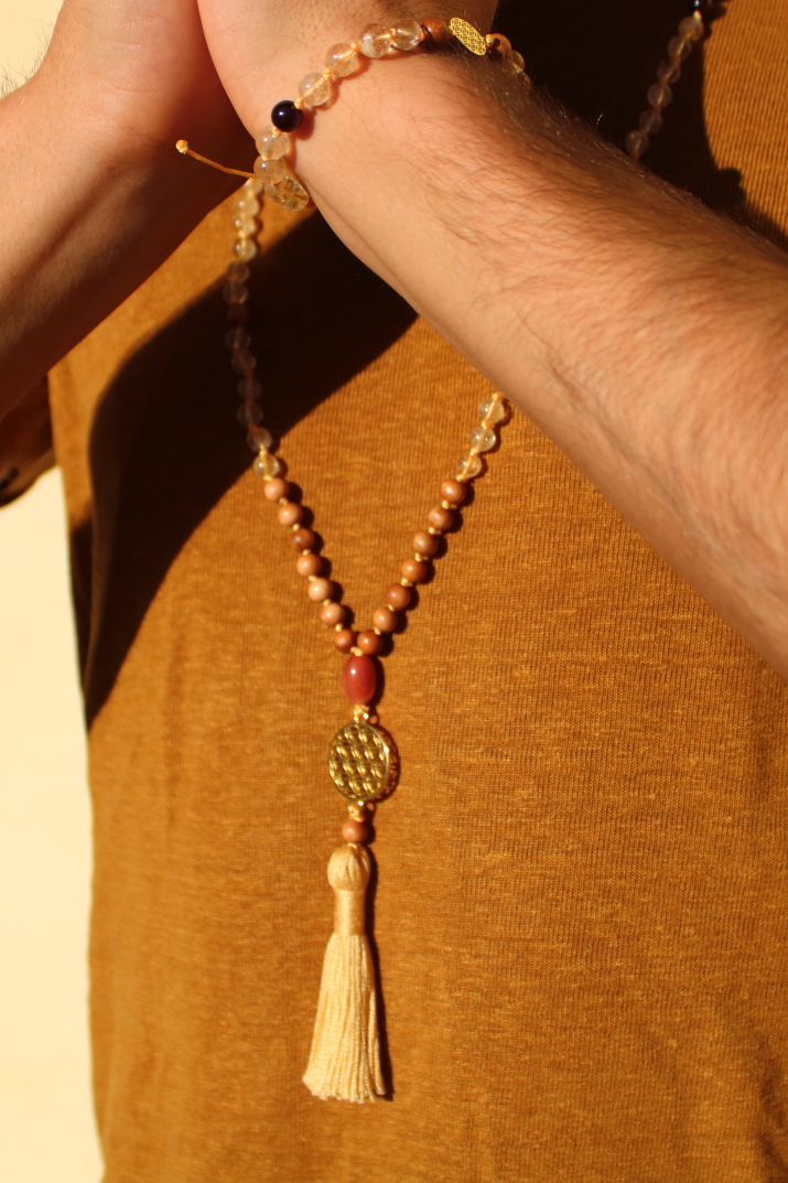 Blume des Lebens mit Quaste und Guru-Perle